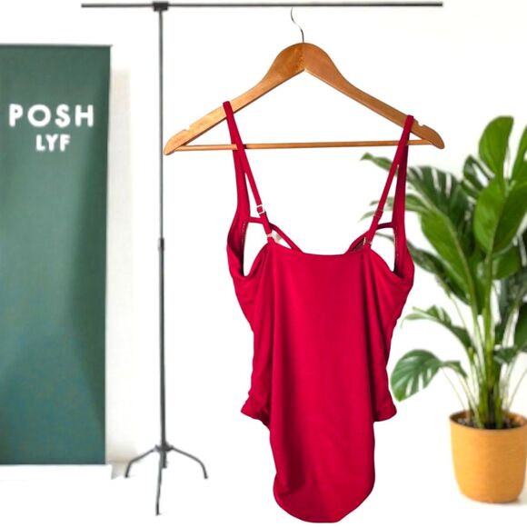 La Blanca Ruched One Piece Swimsuit Padded Cups Red Size 10 - Picture 2 of 11